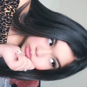 Meet your Posher, Alyssa